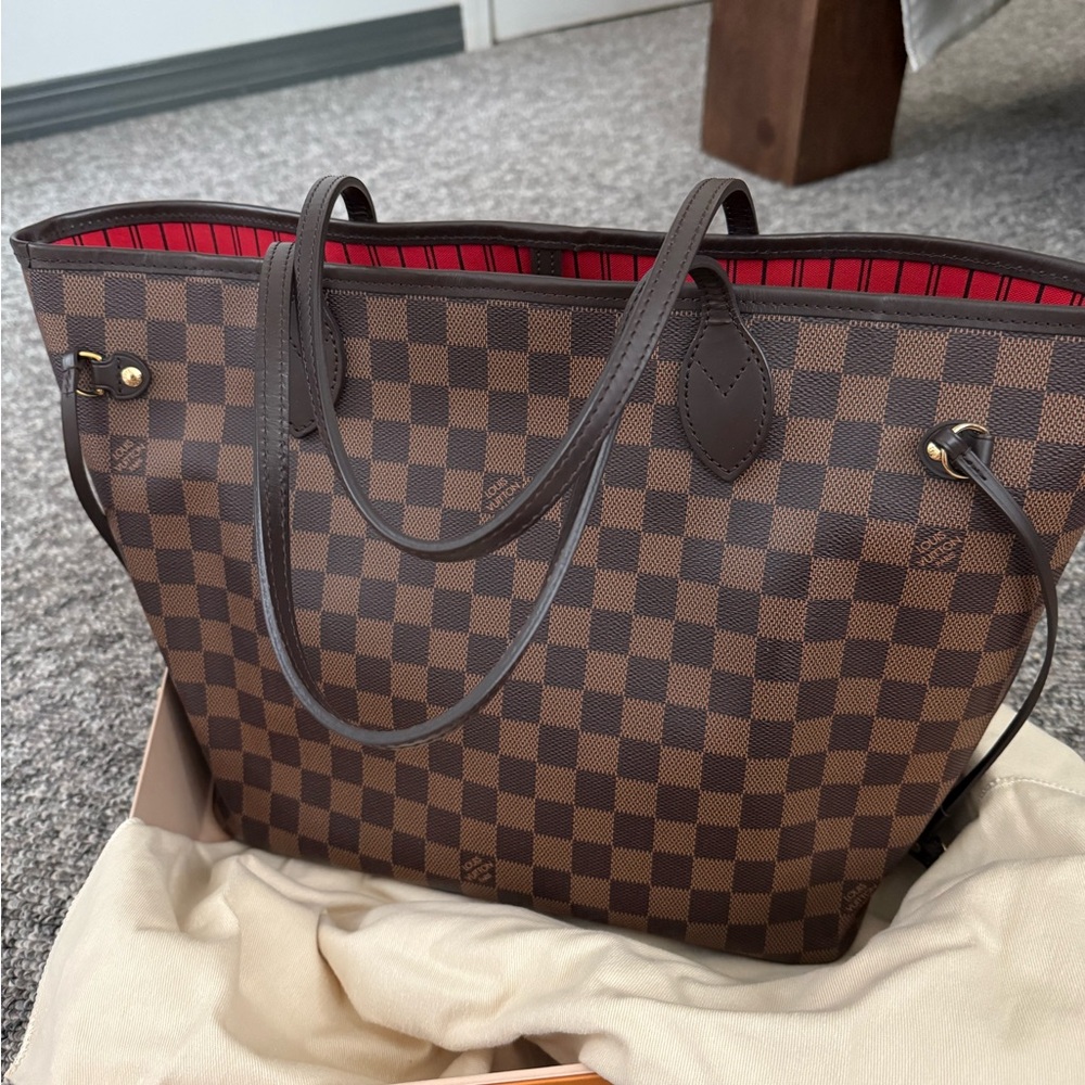 Louis Vuitton Neverfull MM in Damier Ebene